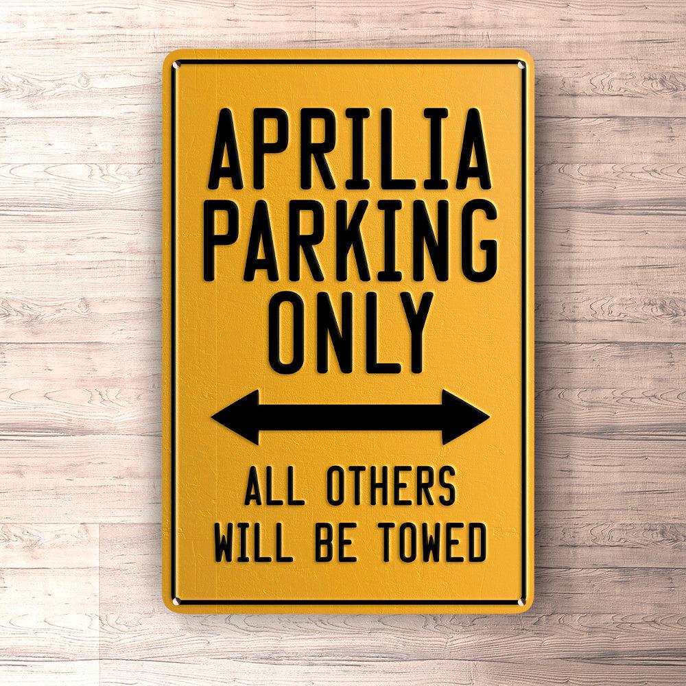 Aprilia Parking Only Skilte, Musemåtte, Dørmåtte-Parking skilte-Aprilia-Garage Culture Shop- garage - man cave - merchandise