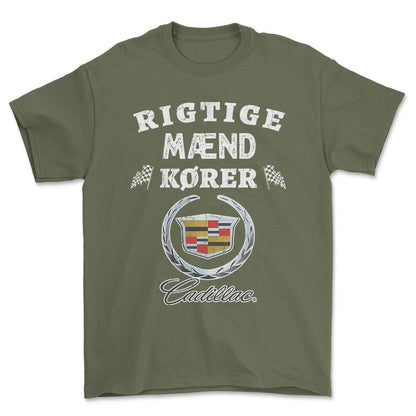 Cadillac Rigtige Mænd Kører - Unisex T-Shirt , Bomuld-Beklædning-Cadillac-Grøn Militær-S-Forside-Garage Culture Shop- garage - man cave - merchandise