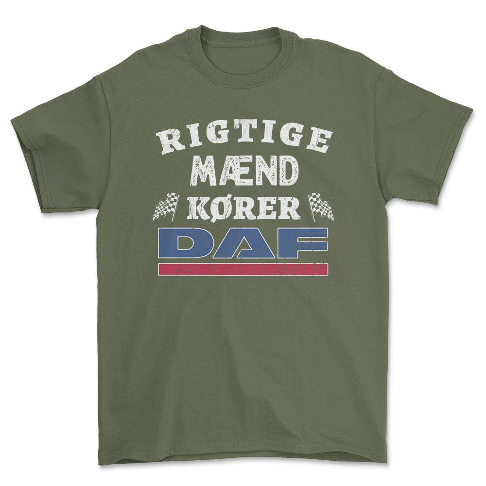 DAF Rigtige Mænd Kører - Unisex T-Shirt , Bomuld-Beklædning-DAF-Grøn Militær-S-Forside-Garage Culture Shop- garage - man cave - merchandise