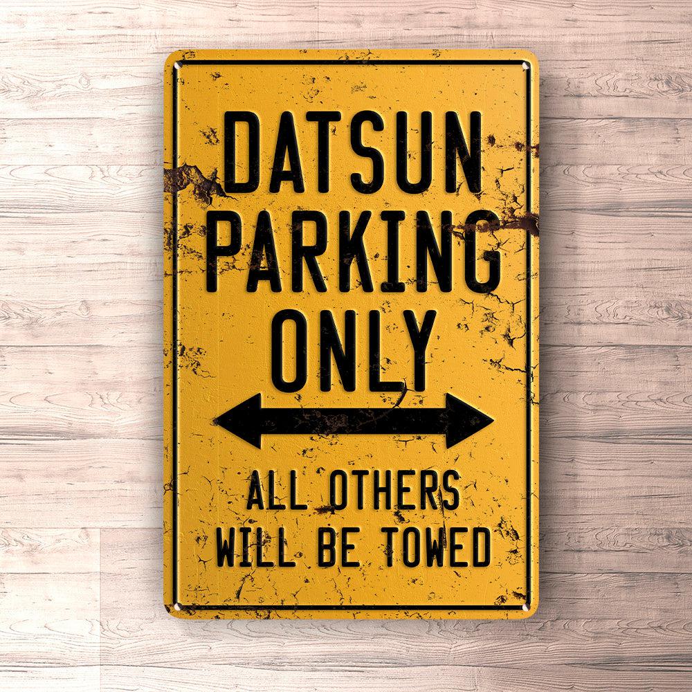 Datsun Parking Only Skilte, Musemåtte, Dørmåtte-Parking skilte-Datsun-Garage Culture Shop- garage - man cave - merchandise