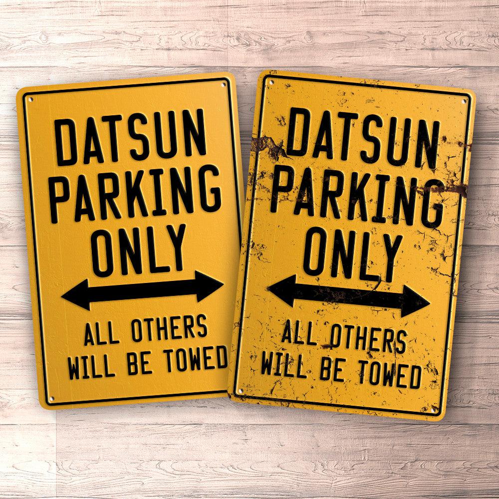 Datsun Parking Only Skilte, Musemåtte, Dørmåtte-Parking skilte-Datsun-Garage Culture Shop- garage - man cave - merchandise