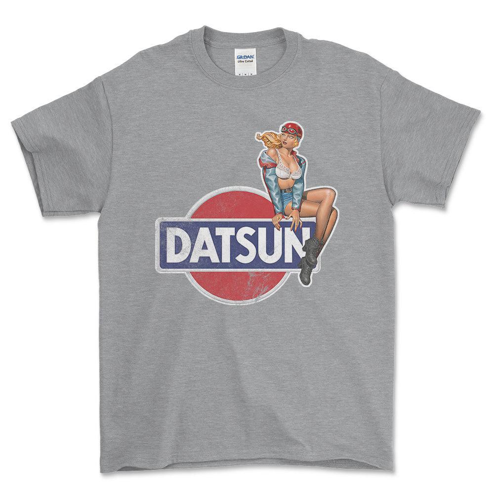 Datsun Pinup - Unisex T-Shirt , Bomuld-Beklædning-Datsun-Grå Sport-S-Forside-Garage Culture Shop- garage - man cave - merchandise