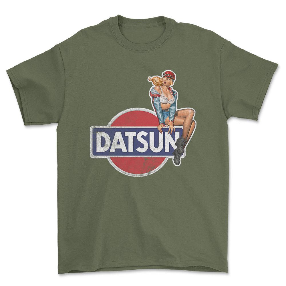 Datsun Pinup - Unisex T-Shirt , Bomuld-Beklædning-Datsun-Grøn Militær-S-Forside-Garage Culture Shop- garage - man cave - merchandise