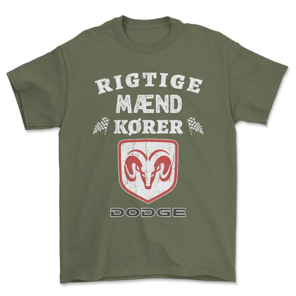 Dodge Rigtige Mænd Kører - Unisex T-Shirt , Bomuld-Beklædning-Dodge-Grøn Militær-S-Forside-Garage Culture Shop- garage - man cave - merchandise