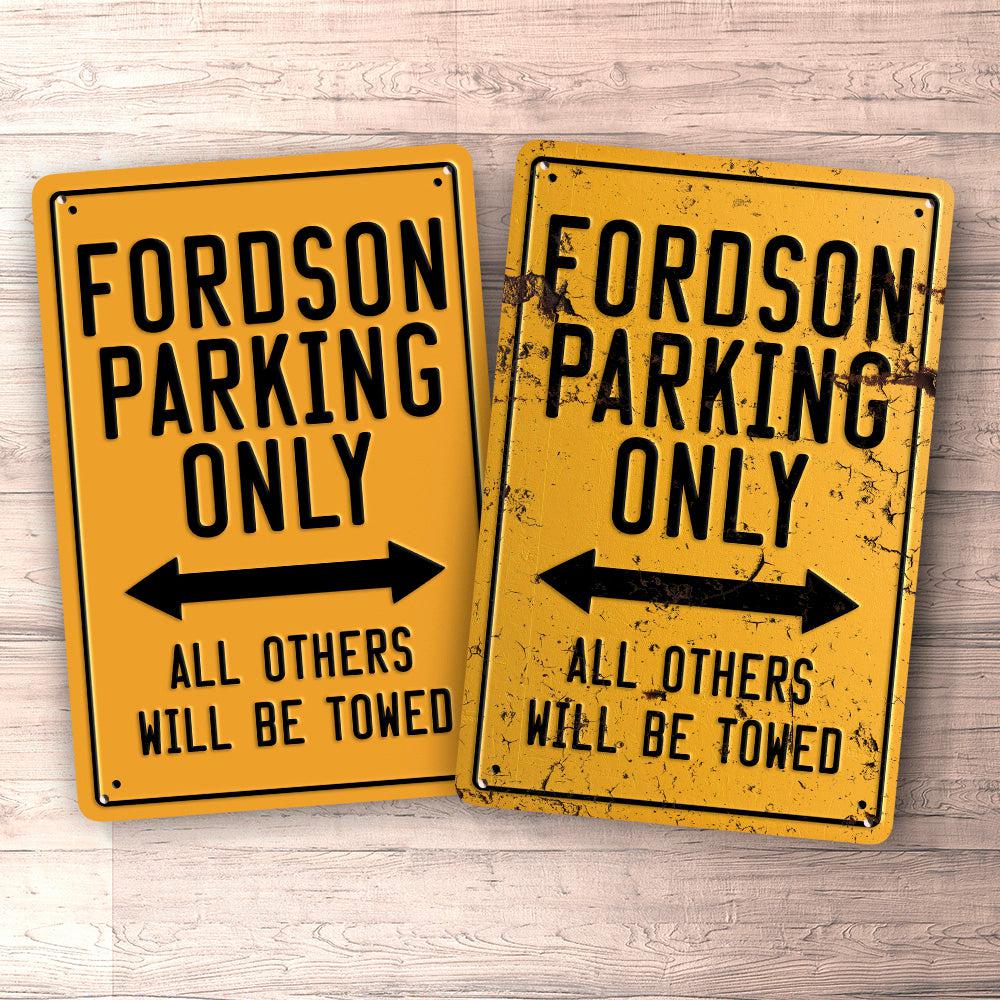 Fordson Parking Only Skilte, Musemåtte, Dækkeserviet, Dørmåtte-Parking skilte-Fordson-Garage Culture Shop- garage - man cave - merchandise
