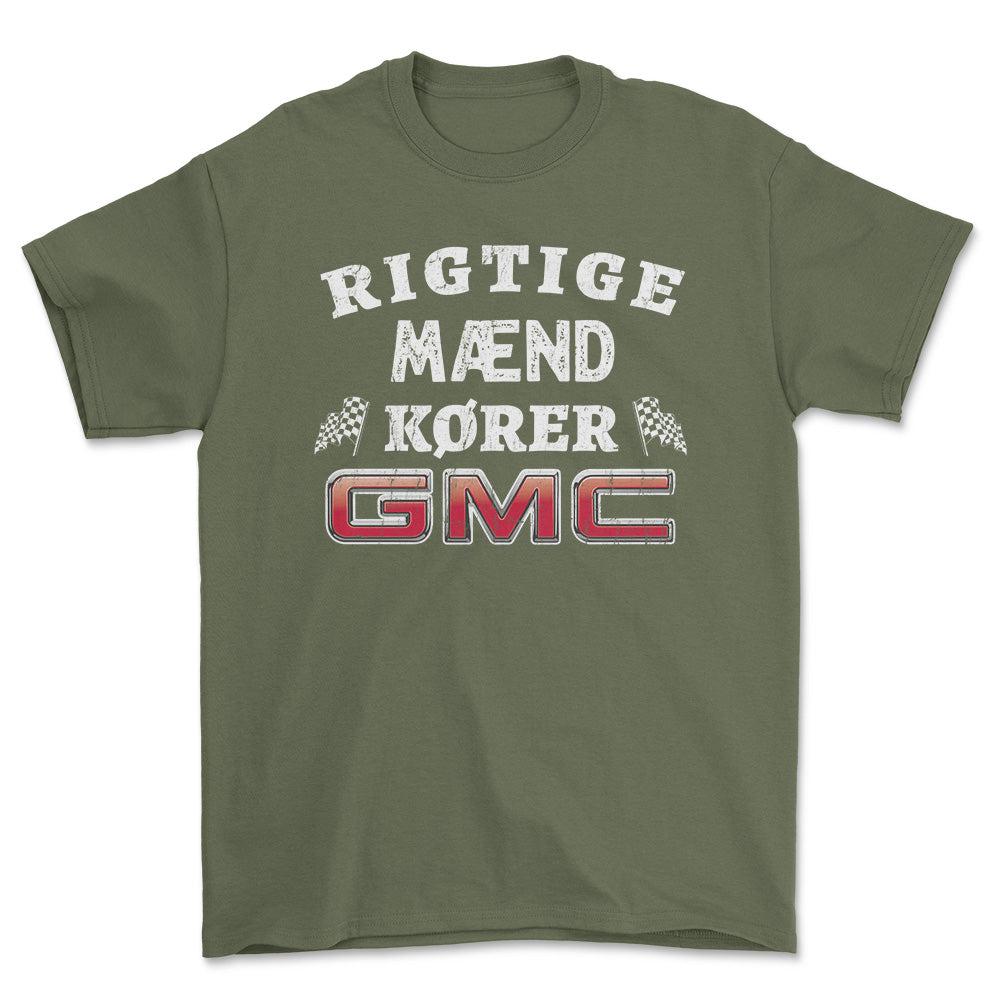 GMC Rigtige Mænd Kører - Unisex T-Shirt , Bomuld-Beklædning-GMC-Grøn Militær-S-Forside-Garage Culture Shop- garage - man cave - merchandise