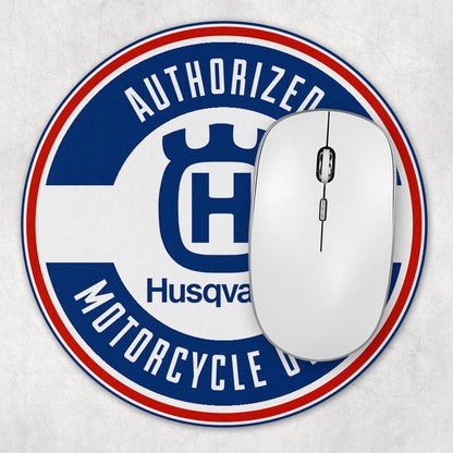 Husqvarna Authorized Motorcycle Owner, Runde Skilte , Musemåtte Rundt , Kop Underlag, Underlagssæt-Runde Skilte-Husqvarna-Garage Culture Shop- garage - man cave - merchandise