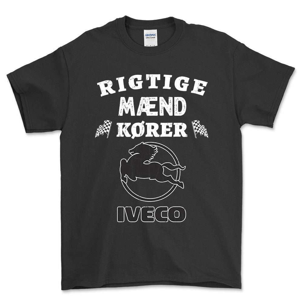 Iveco Rigtige Mænd Kører - Unisex T-Shirt , Bomuld-Beklædning-Iveco-Sort-S-Forside-Garage Culture Shop- garage - man cave - merchandise