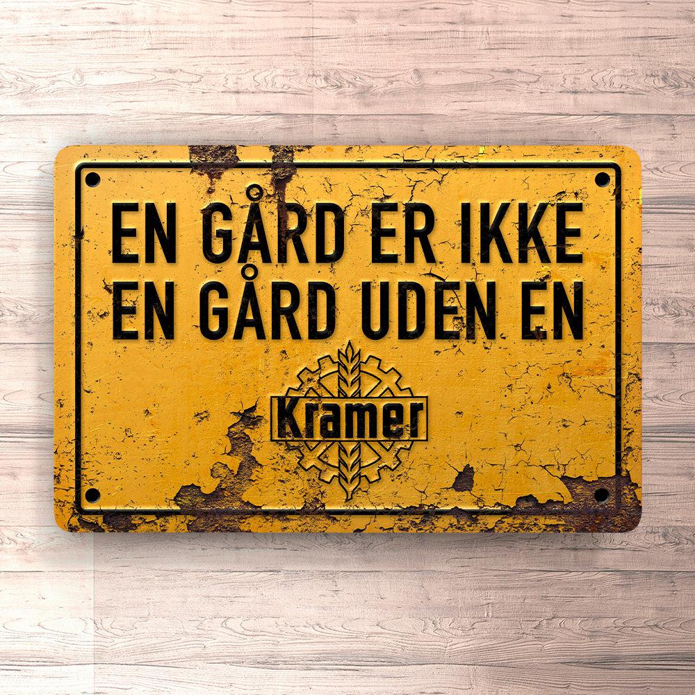 Kramer En Gård Er Ikke En Gård Uden En Kramer Skilte, Musemåtte, Dørmåtte-Skilte-Kramer-Garage Culture Shop- garage - man cave - merchandise