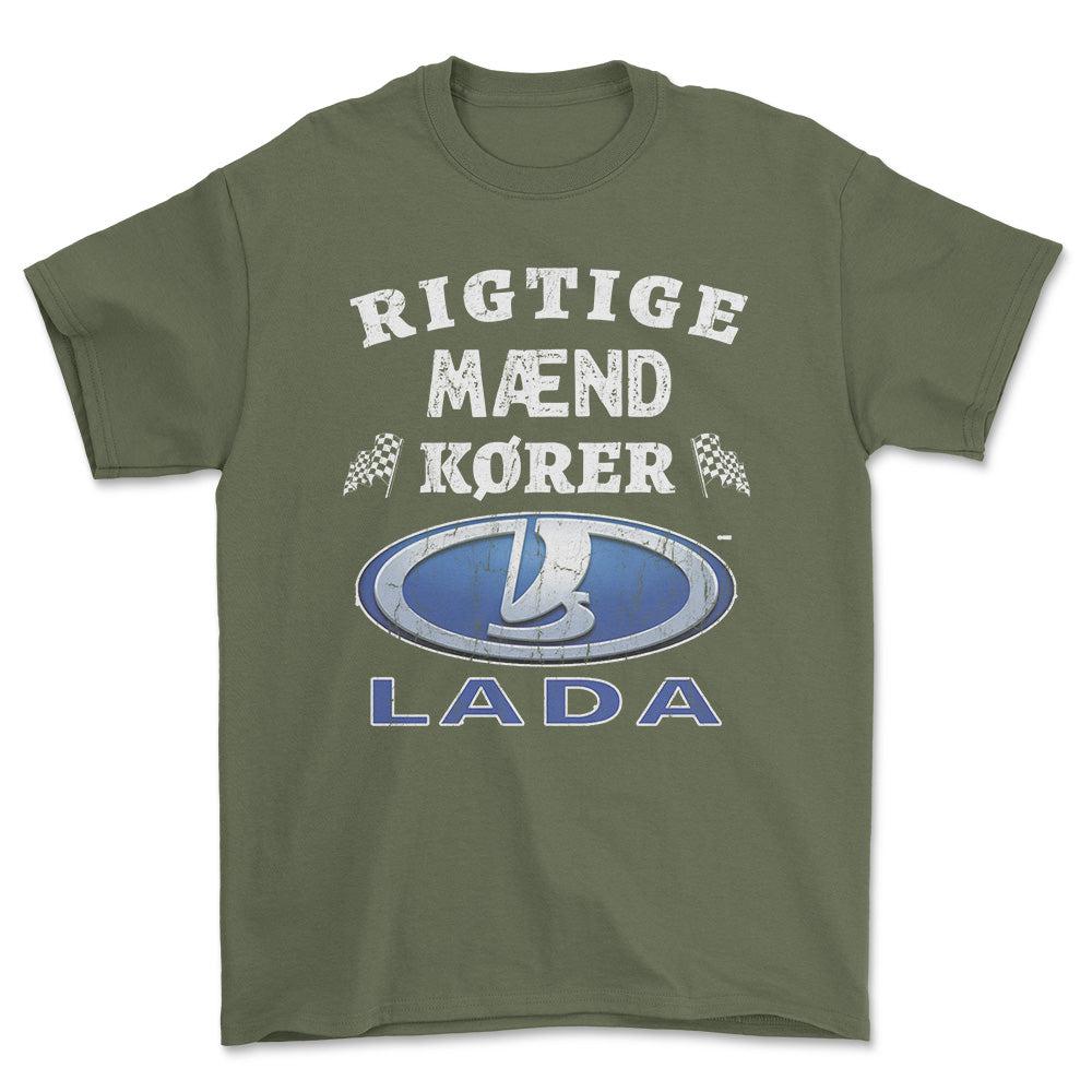 Lada Rigtige Mænd Kører - Unisex T-Shirt , Bomuld-Beklædning-Lada-Garage Culture Shop- garage - man cave - merchandise