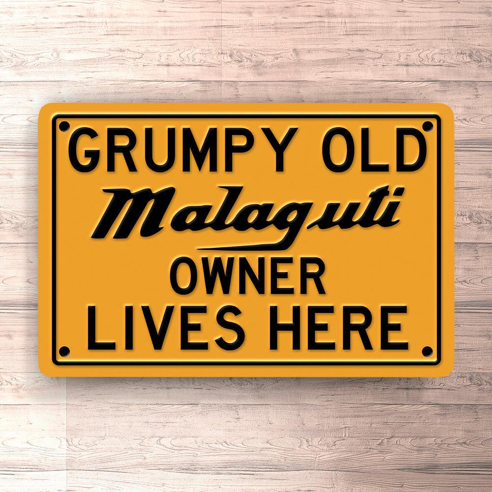 Malaguti Grumpy Old Malaguti Owner Lives Here Skilte, Musemåtte, Dækkeserviet, Dørmåtte-Skilte-Malaguti-Garage Culture Shop- garage - man cave - merchandise