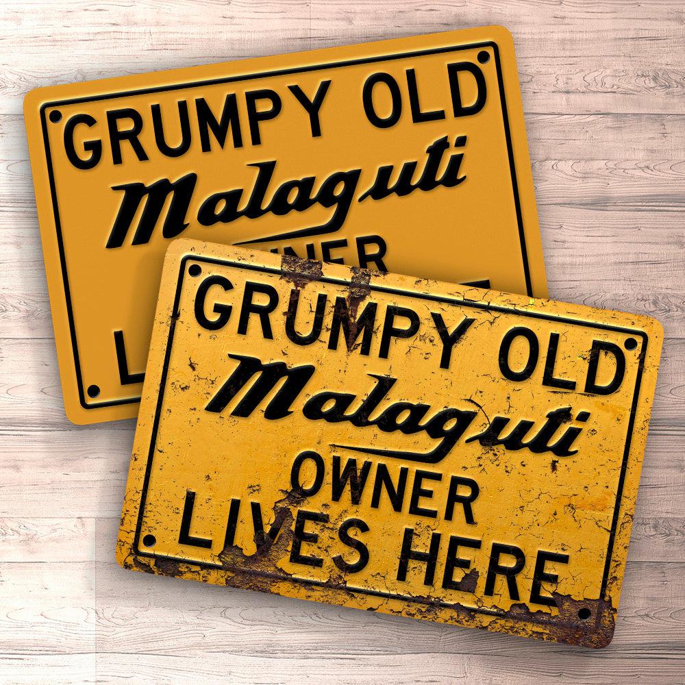 Malaguti Grumpy Old Malaguti Owner Lives Here Skilte, Musemåtte, Dækkeserviet, Dørmåtte-Skilte-Malaguti-Garage Culture Shop- garage - man cave - merchandise