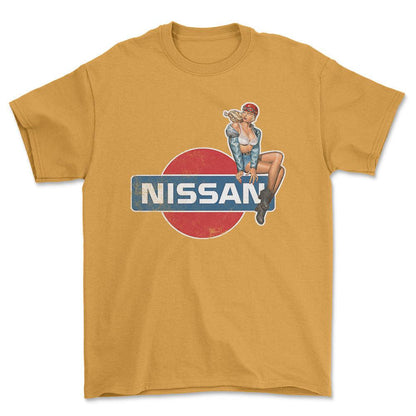 Nissan Pinup - Unisex T-Shirt , Bomuld-Beklædning-Nissan-Guld-S-Forside-Garage Culture Shop- garage - man cave - merchandise