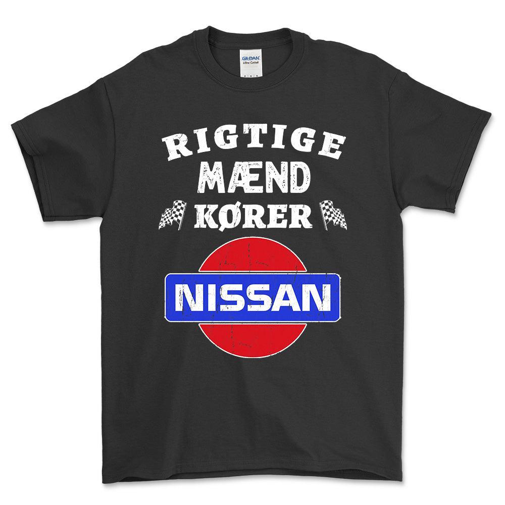 Nissan Rigtige Mænd Kører - Unisex T-Shirt , Bomuld-Beklædning-Nissan-Sort-S-Forside-Garage Culture Shop- garage - man cave - merchandise