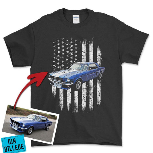 Personlig - Din bil og USA Flag - Med Din Bil MC Billede Unisex T-Shirt , Bomuld-Beklædning-Garage Culture-Garage Culture Shop- garage - man cave - merchandise