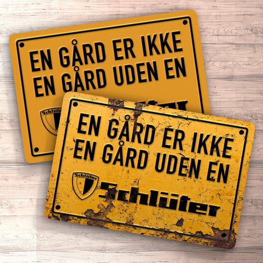 Schlüter En Gård Er Ikke En Gård Uden En Schlüter Skilte, Musemåtte, Dørmåtte-Skilte-Schlüter-Garage Culture Shop- garage - man cave - merchandise