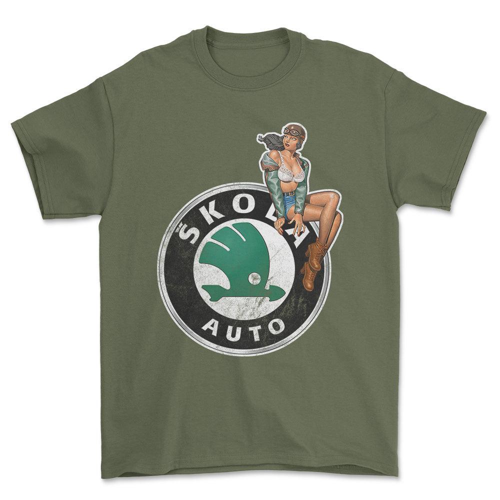 Skoda Pinup - Unisex T-Shirt , Bomuld-Beklædning-Skoda-Grøn Militær-S-Forside-Garage Culture Shop- garage - man cave - merchandise