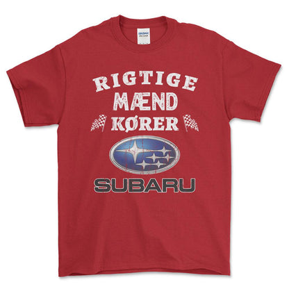 Subaru Rigtige Mænd Kører - Unisex T-Shirt , Bomuld-Beklædning-Subaru-Rød-S-Forside-Garage Culture Shop- garage - man cave - merchandise